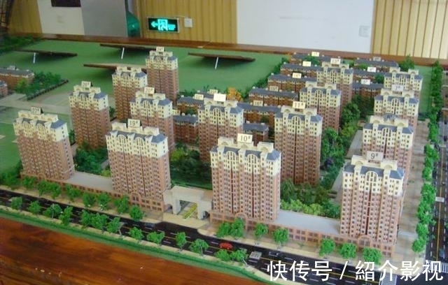 中介|为什么售楼处卖房子的大多是女性,而房产中介大多是男性呢?