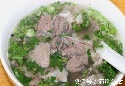 羊汤|炖羊肉汤，只需加入“白橙黄”，汤汁浓白味鲜美，羊肉软烂无膻味