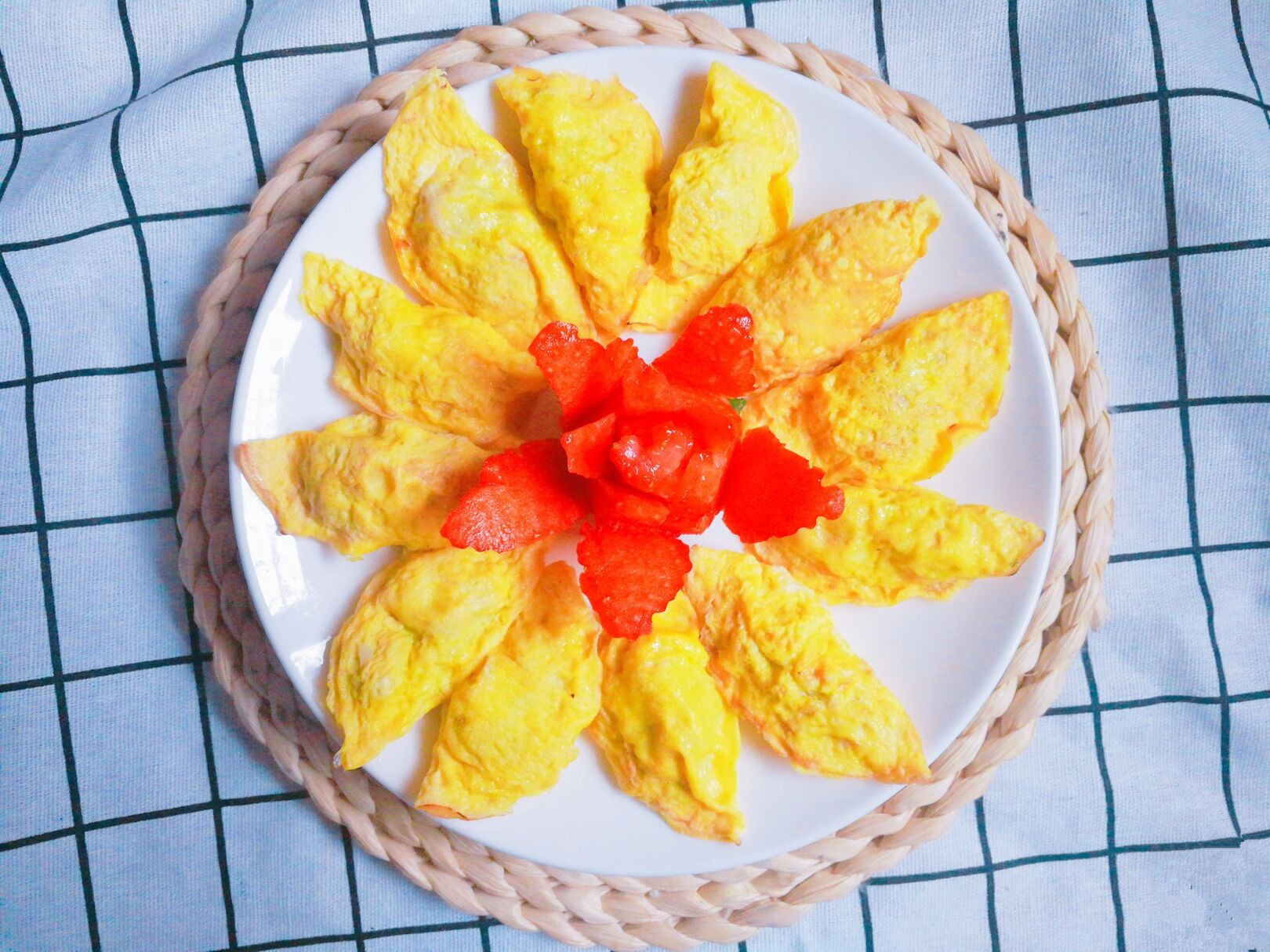 请朋友到家吃饭,3个人吃6道菜,4荤2素,朋友吃完直接不说话了!