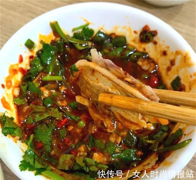 著名|最“纯粹”的羊肉汤!香浓醇厚,回味无穷!成都著名苍蝇馆子