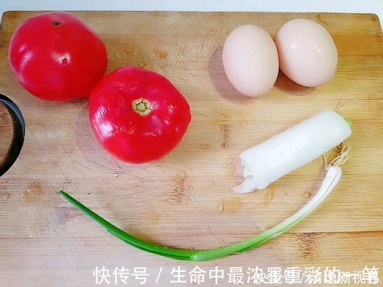 做西红柿炒蛋，有人先炒西红柿，有人先炒蛋，都错了！大厨教你做