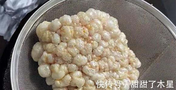 嘴馋了别忘做它吃，不炖不煎，整块下锅一炸，切片蘸料吃，真香啊！