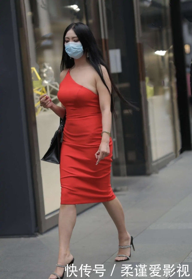 束腰 “胯宽”别忽视了细节,一旦穿搭出现失误,就不是失败那么简单