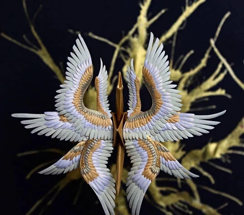 灵感$抑郁小哥把一只2毛钱的千纸鹤折成了我买不起的样子,不但病好了还年入百万