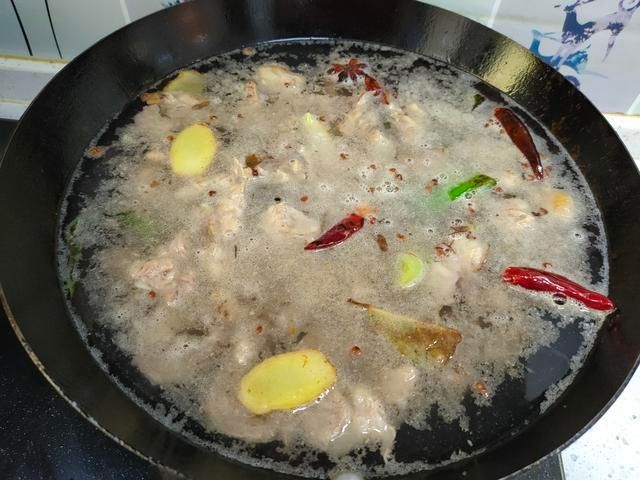 牛肉|炖牛肉时,很多人忽略了几个细节,难怪牛肉口感发硬不软烂