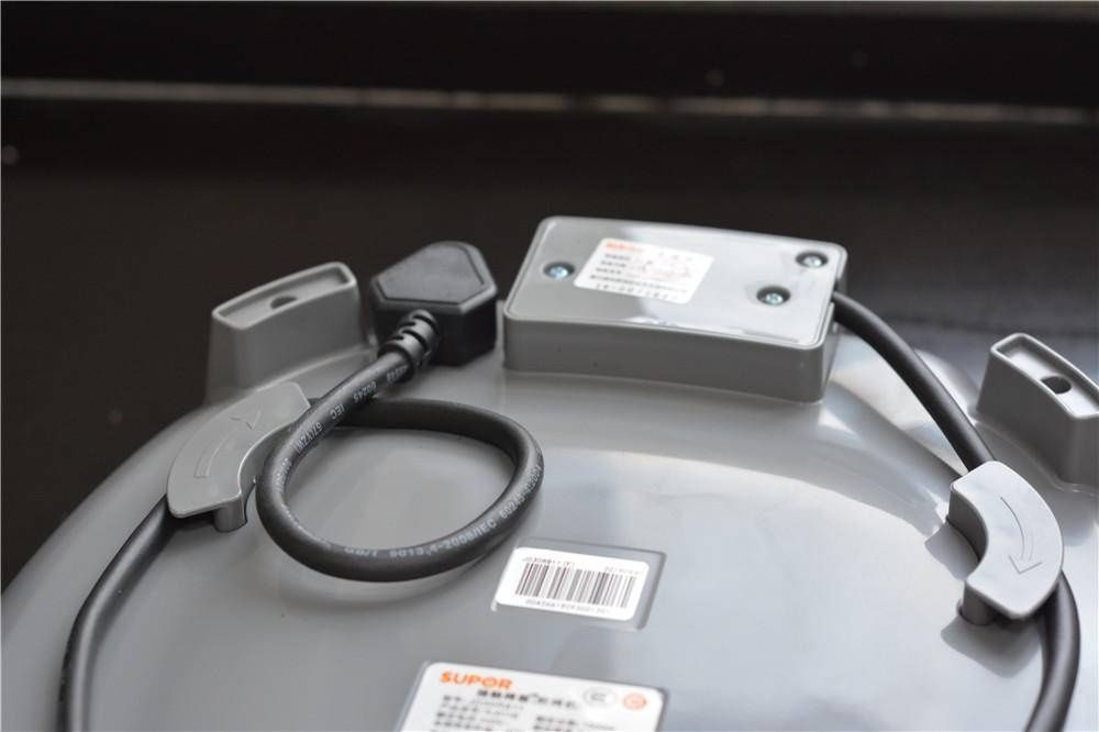  定期更新电饼铛，这次选了个易清洁的，早餐、午餐、晚餐都在行