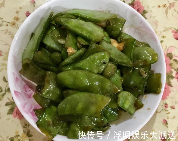 苦瓜|在孕期里,有4种食物孕妈要管住口,容易让宝宝发育受损