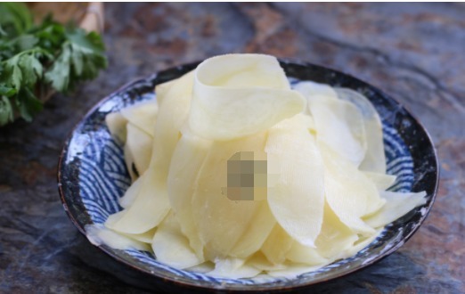土豆新做法，脆爽开胃比肉香，既下酒又下饭