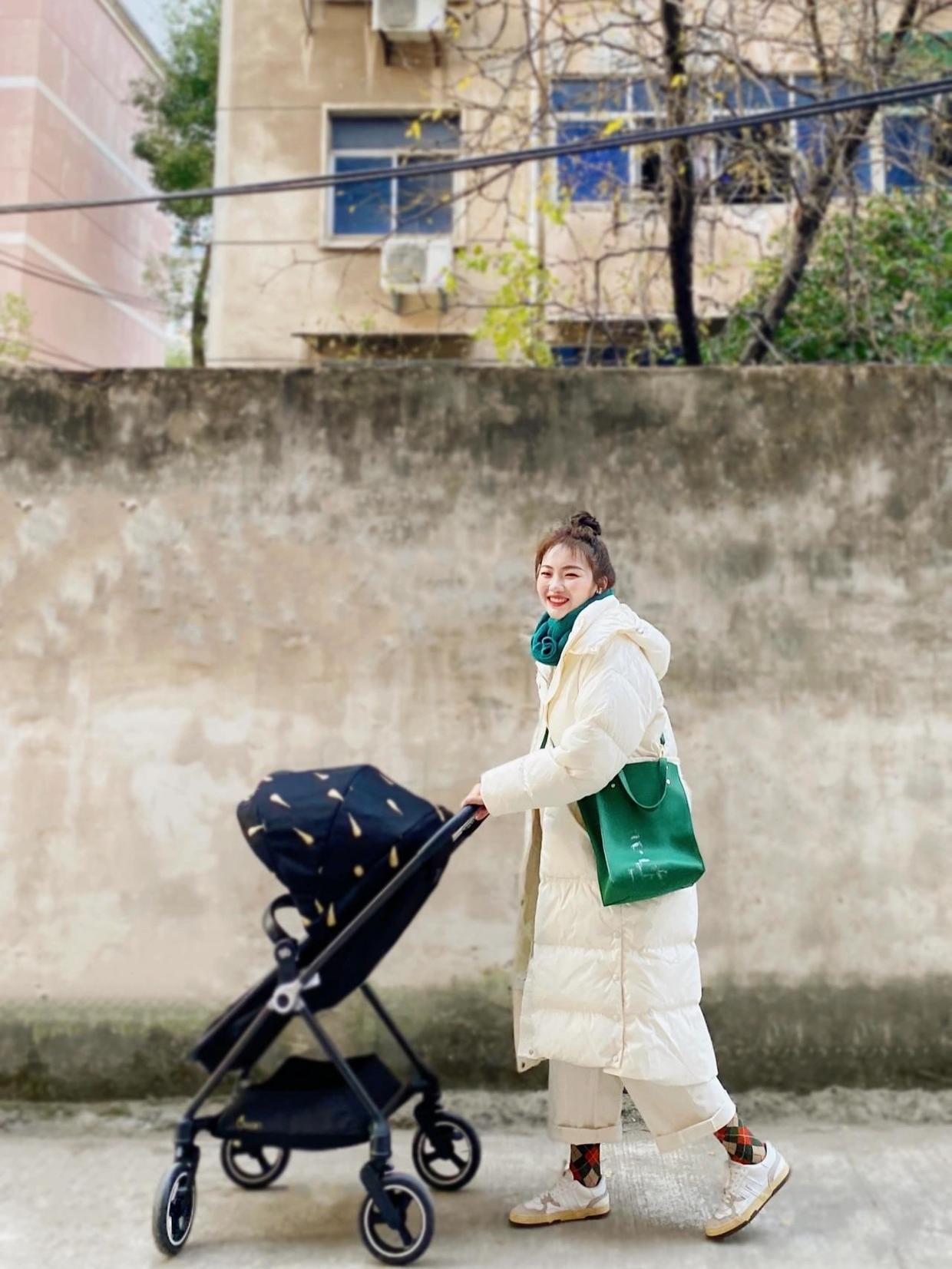 茧型 这是什么神仙搭配?超长款羽绒服让你暖暖过冬,无惧寒风