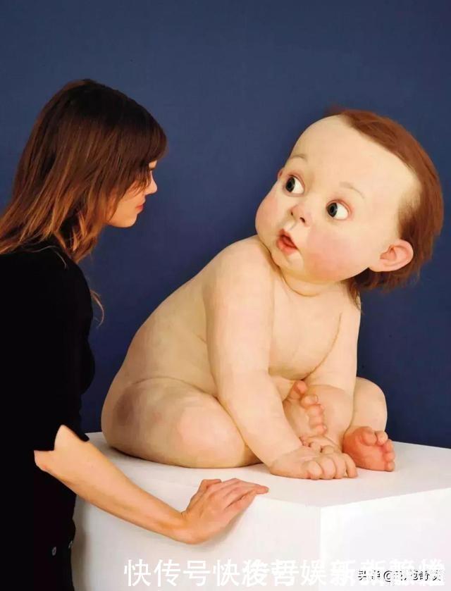 人物|巨型超写实人体雕塑，庞大而又逼真，网友：真怕他们动起来