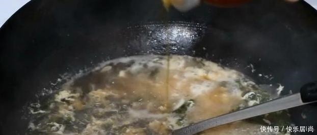 紫菜蛋花汤怎么做食材下锅顺序是关键,蛋花漂亮,汤鲜味美