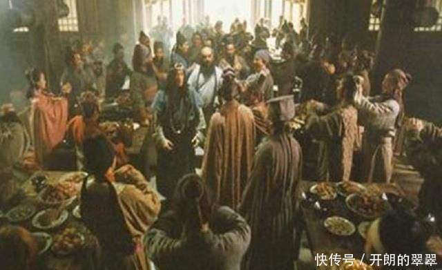 霹雳火#水浒传中称不上英雄的好汉,却排名第七,以仇人马首是瞻