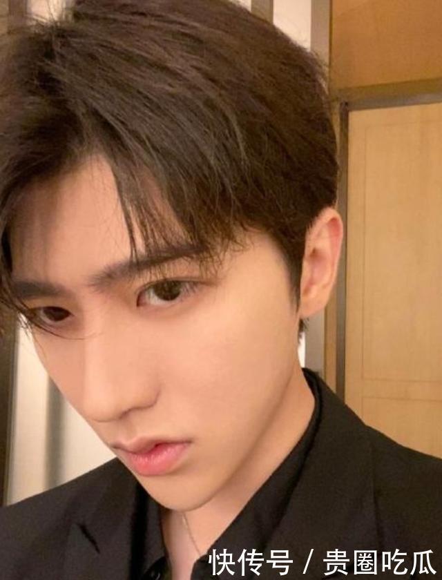 榜首|肖战蝉联亚太最帅面孔榜首,王一博第五,四名中国男星进前十