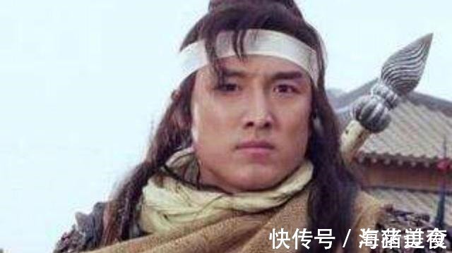 三人!唯一能接李元霸三锤的好汉,若面对伍氏三兄弟,他具备完胜的实力!