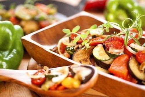 石榴|医生表示:没事多吃这4种食物,能够延缓衰老的到来!