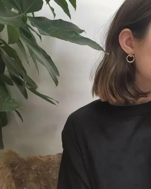 耳环选得好，颜值翻一番