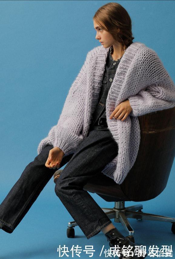 毛衣|简单又好看才叫高级,三种时尚单品轻松搭出时髦感,减龄又显气质