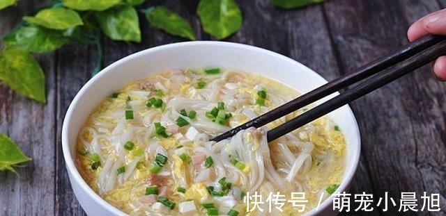 鸡蛋|这早餐一份不过5块钱,却是绝佳的“补脑餐”,我家孩子天天吃!