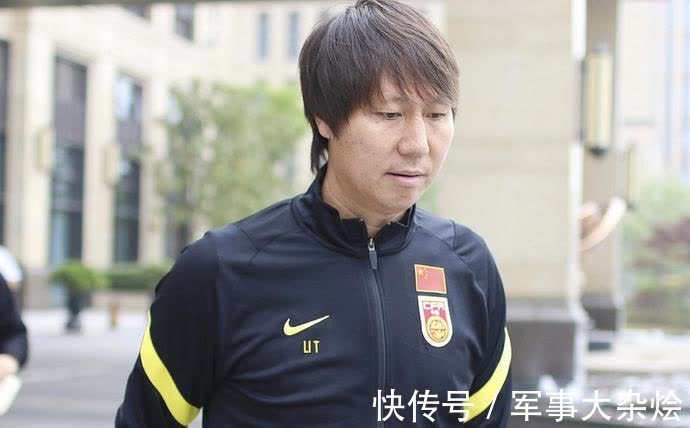国足|李霄鹏道歉引众怒!5大罪状曝光:你比李铁唯一强的,是会说话