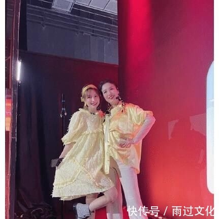 吳昕蹭了媽媽的熱度,網(wǎng)友,寶藏母女實錘!海燕姐是個人物