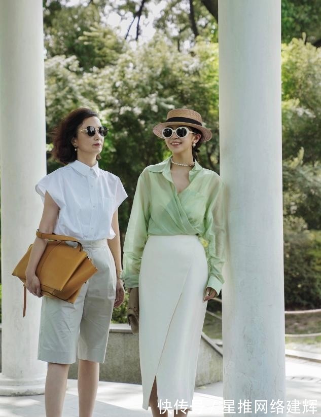 配色|55岁后该怎么穿?学习三木妈妈的夏季搭配,简约而有质感