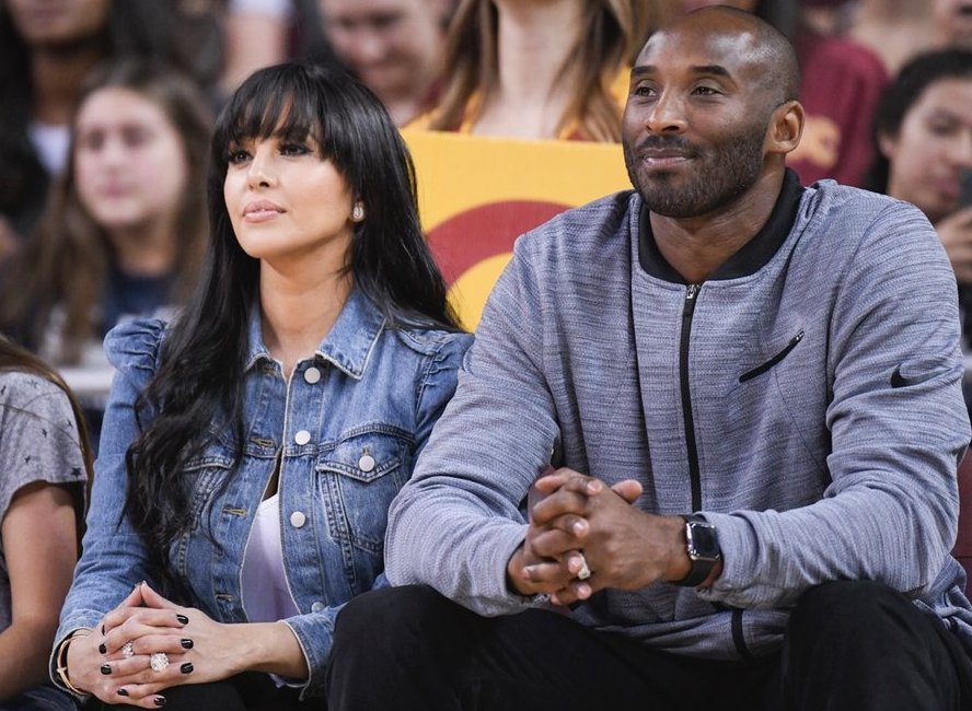 瓦妮莎|瓦妮莎獨(dú)當(dāng)一面！不靠科比10位數(shù)遺產(chǎn)，創(chuàng)業(yè)賺錢，氣場越來越強(qiáng)