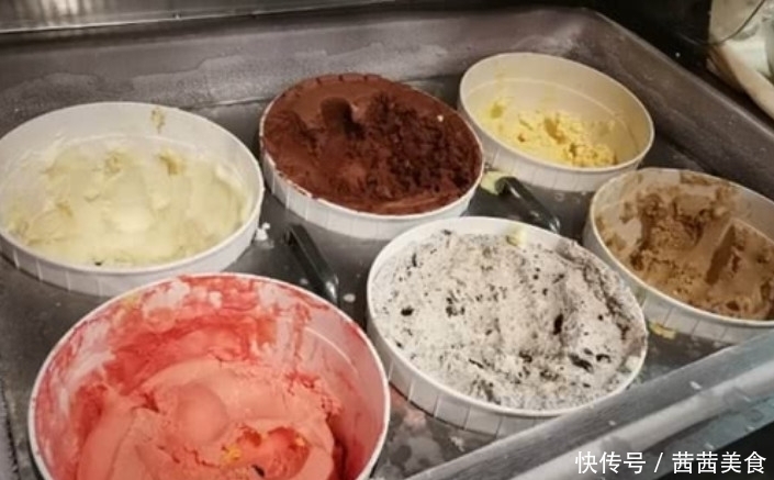 东西|去吃自助餐时,2样东西可以大方带走,服务员不会主动告诉你