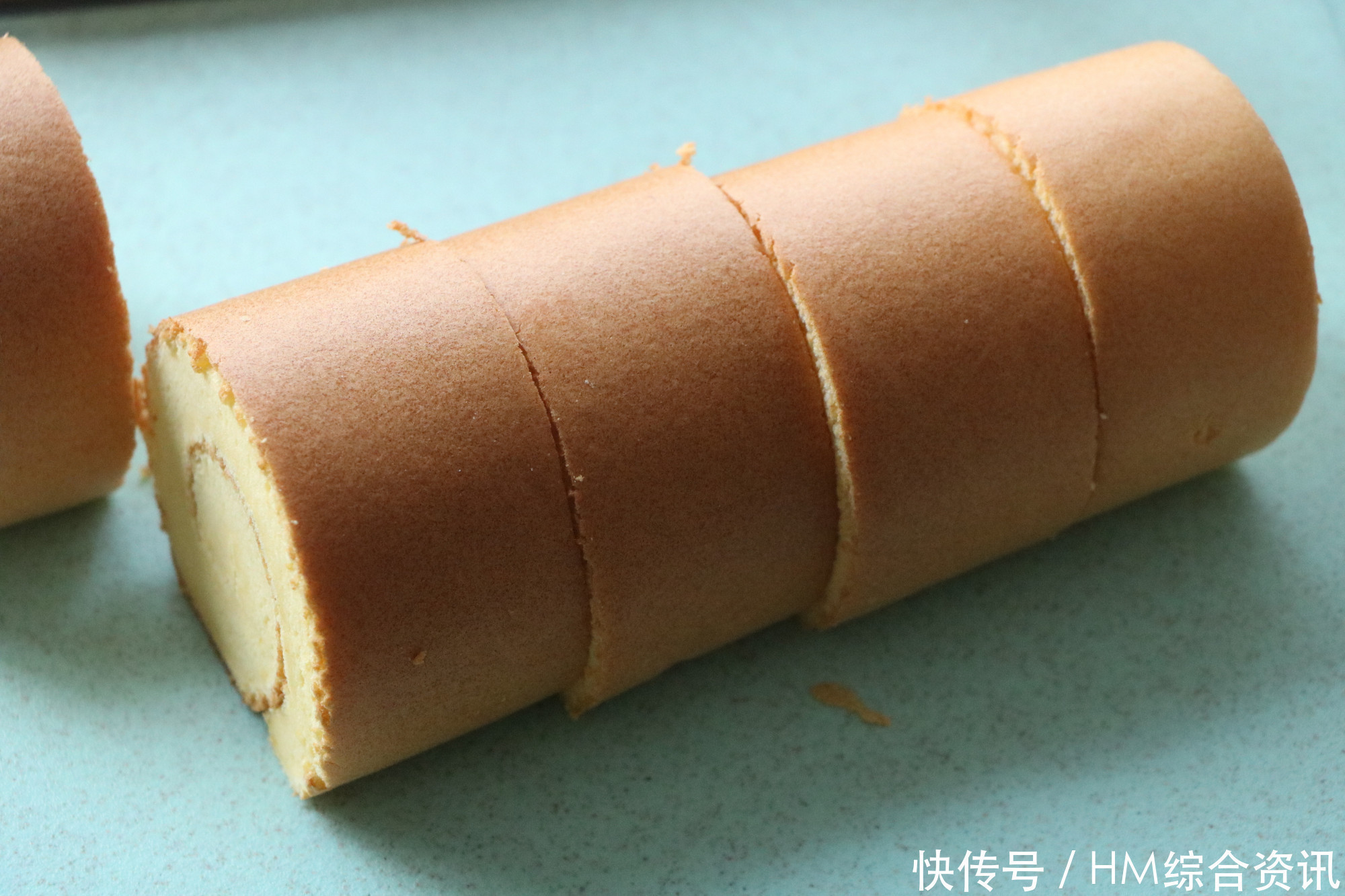 孩子最爱的蛋糕卷,掌握正确方法不开裂,好吃好看,简单失败率低