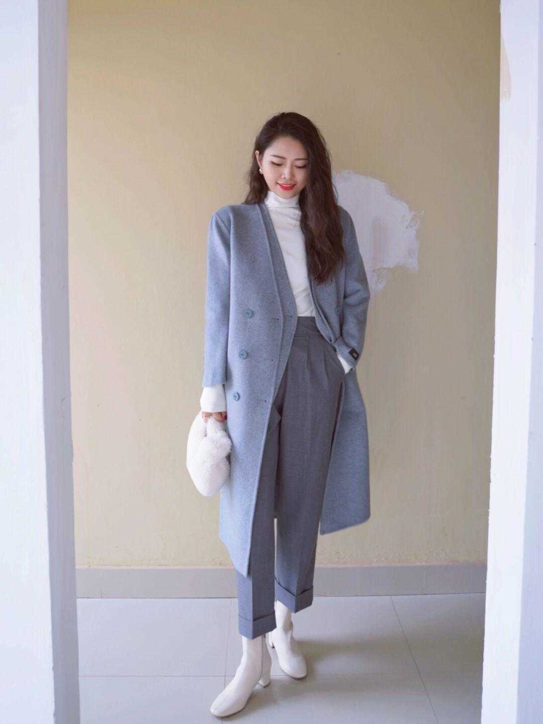 打底衫 女人过了30岁不要瞎打扮,试试这些简洁利落的穿搭,日常又显气质