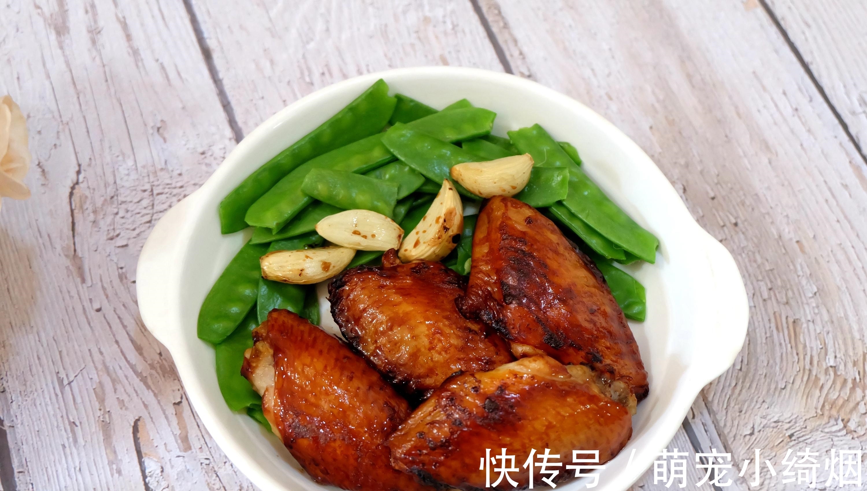 小学生假期早餐晒一晒,勤快妈妈换着花样做早餐,厨房神器用处大