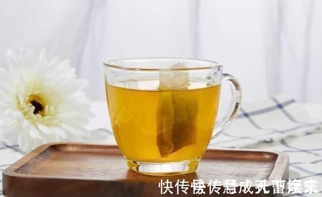 内经知要|专家提醒:晚上睡前尽量别吃东西,尤其是这2种食物,不妨了解下