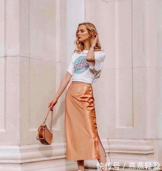 t恤 T恤+任何下装,不用思考的时尚穿搭公式!轻松get夏季出街造型
