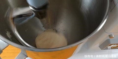 无法揉出手套膜来试试水合法揉面吧,超级轻松省力