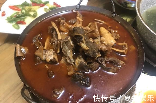 姐夫请客吃饭,9个人吃12道菜,花了628元,吃一半不想吃了