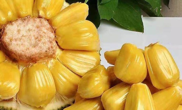 毛豆|女性过了35岁,常吃以下4种食物,能排毒减脂,补水嫩肤