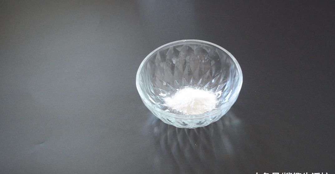 小苏打|不管马桶多黄多脏, 只需倒一碗它进去, 马桶一冲立马变干净