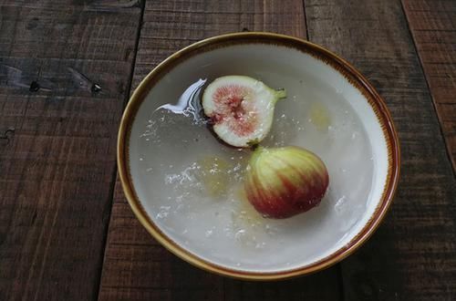无花果煲|咽喉炎的“克星”被发现, 每天来一杯, 消炎利喉，嗓子很舒服