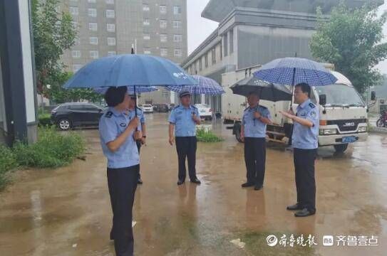 防汛|尹爱芹到东阿交警大队督导防汛保畅工作