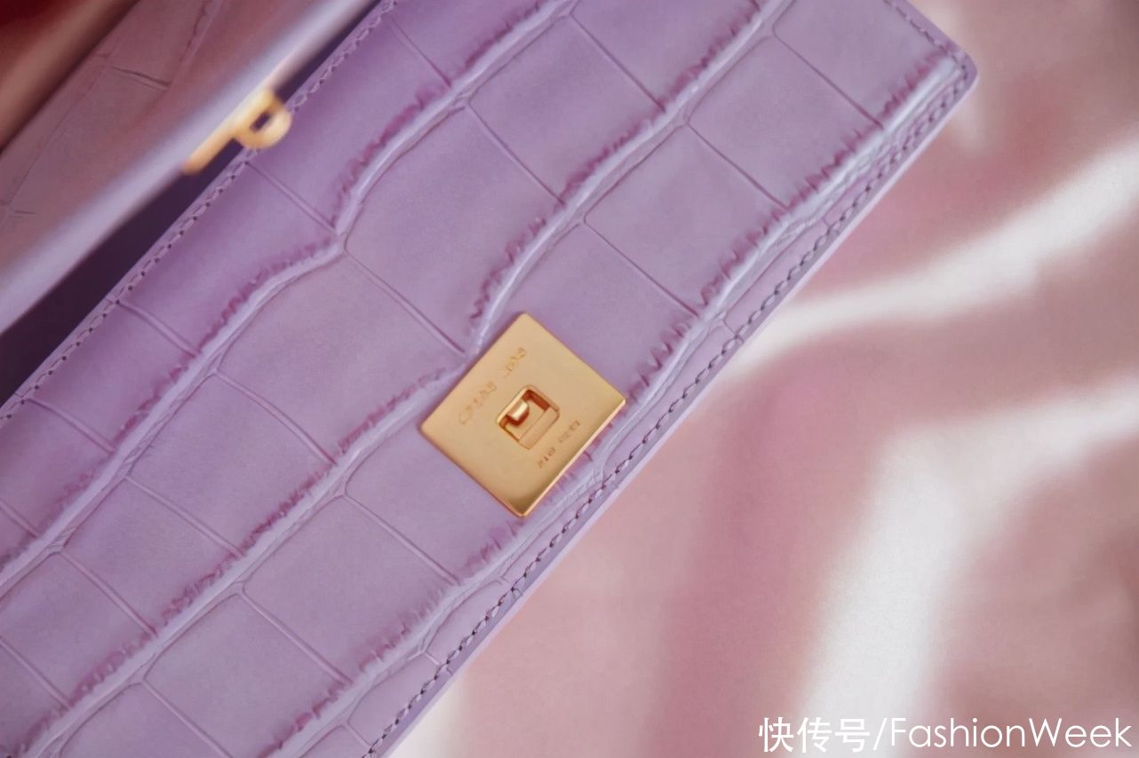 一条碎花裙，就能美过整个春天