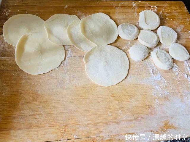 不鲜|拌饺子馅最忌放“它”,10人有9人放错,难怪饺子不鲜还不好吃