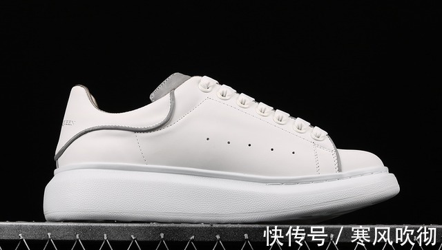 鞋带 两边都是双孔的鞋怎么系带!