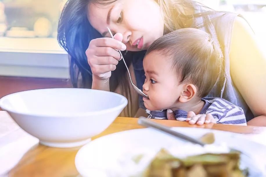 孩子|对比日本妈妈，中国妈妈为什么活得这么累？