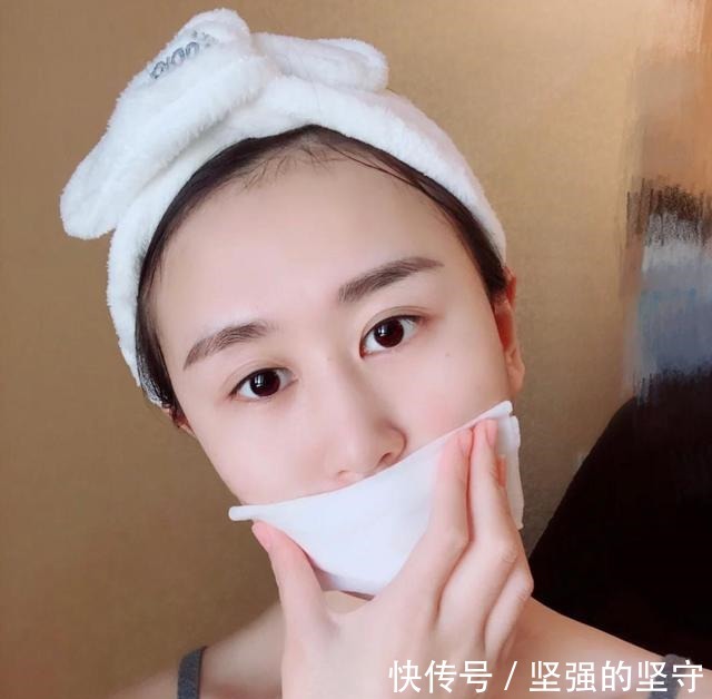 自制 建议50岁女人护肤,别学年轻人这样做!难怪皮肤不见好!