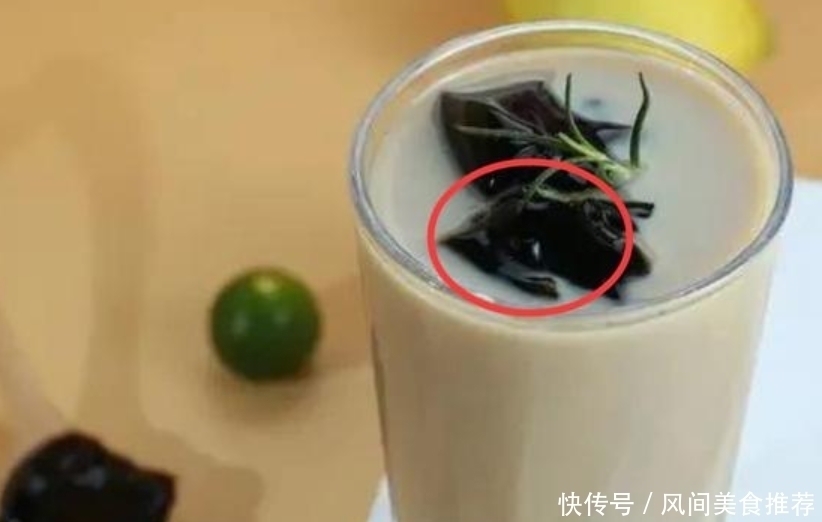 奶茶|买奶茶时，聪明人从不加这4种配料，全是添加剂，老板送钱的来了