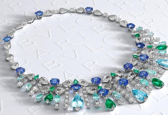 宝格丽推出 Colour Journey 系列:帕拉伊巴碧玺