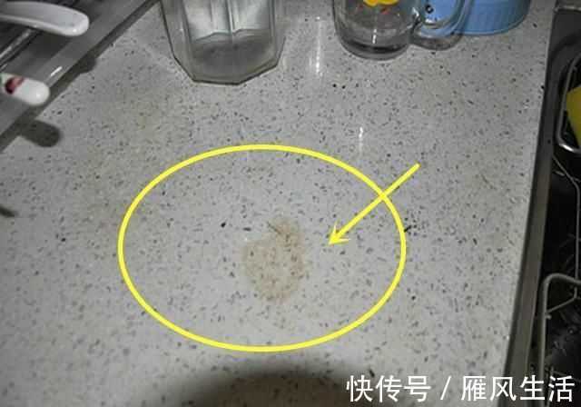 石英石|厨房石英石台面贴一层膜，跟新装的一样！不变色不开裂，省事省钱