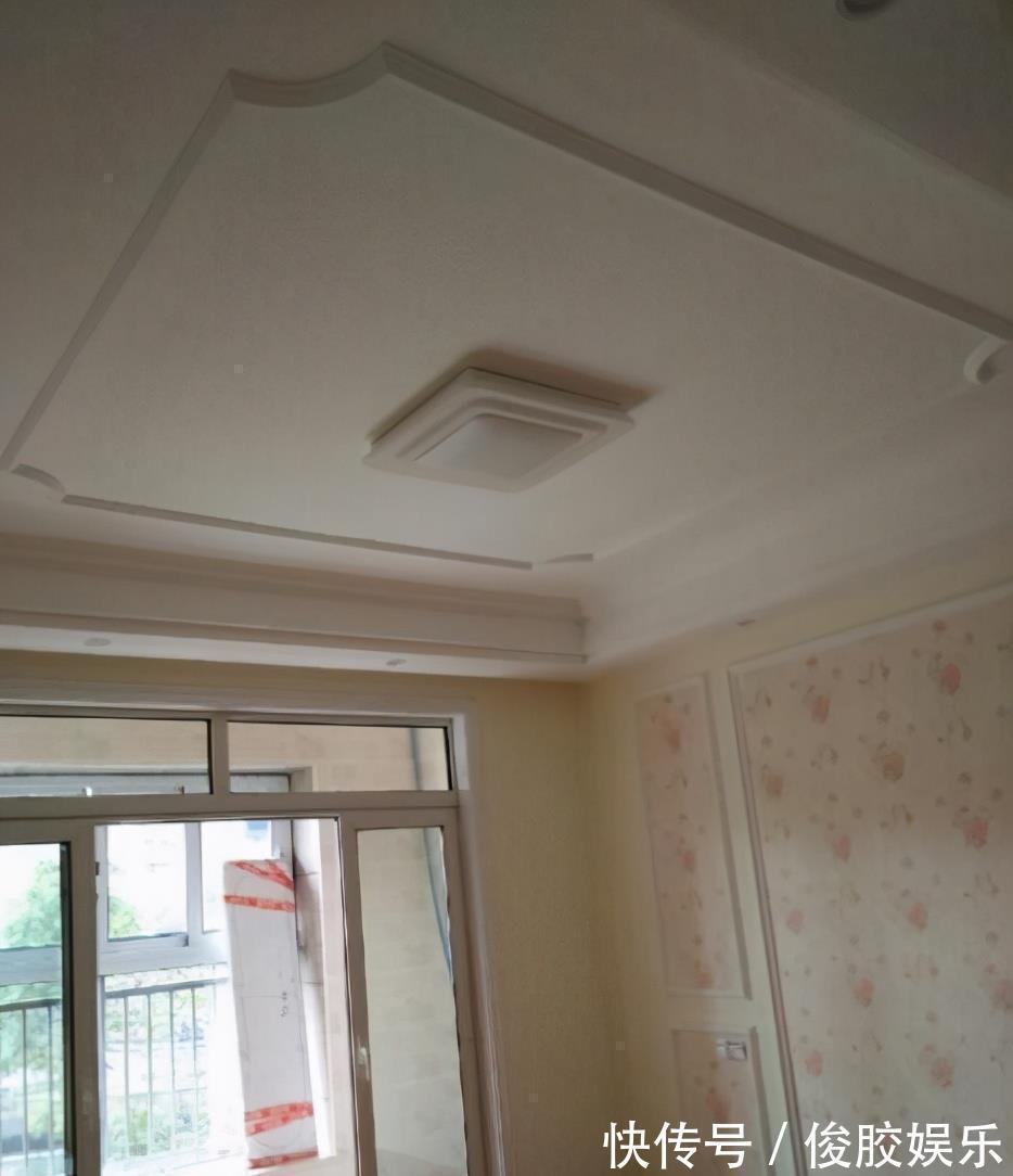 背景墙|硬装终于完工，砸了9万，朋友都夸地砖和背景墙上档次，晒晒全屋