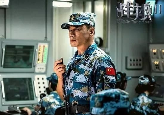 一家人|50岁“武松”丁海峰,娶大2岁才女相爱至今,一家人幸福不已