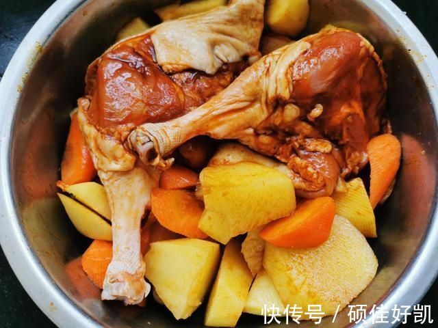 胡萝卜|家有烤箱别闲置,荤素烤一盘,一家三口吃到撑,想学不会都难