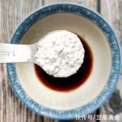 冬天最适合做这一锅菜,热气腾腾的好吃下饭